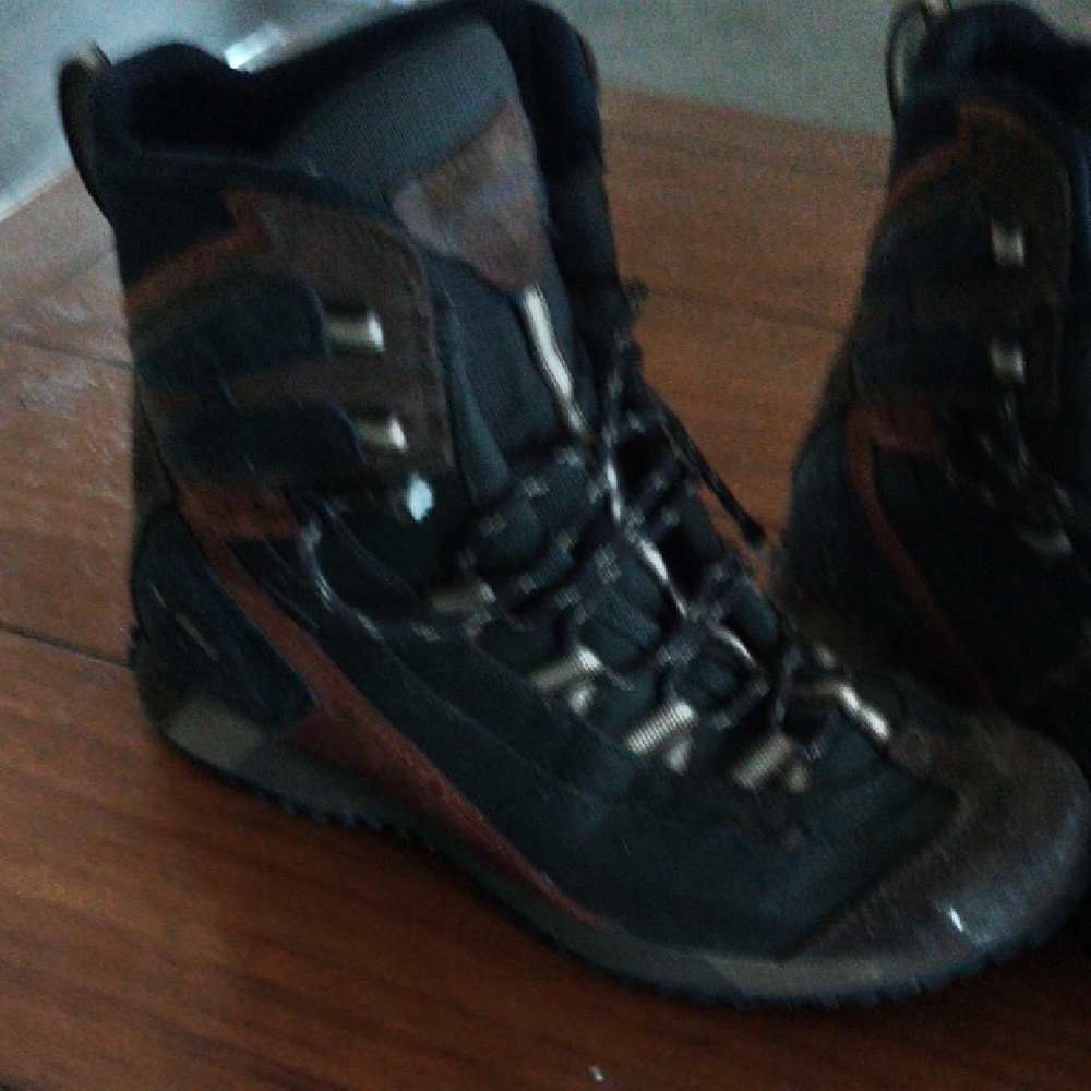 Asolo Men's Green and Brown Hiking Boots - Picture 2 of 7